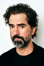 Hamish Linklater